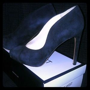 Nine West Scalloped Edge Heels